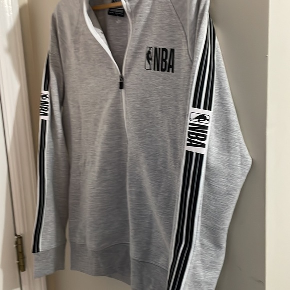 NEW Mens NBA zip up sweater size medium. Medium mens NBA top - Picture 3 of 8